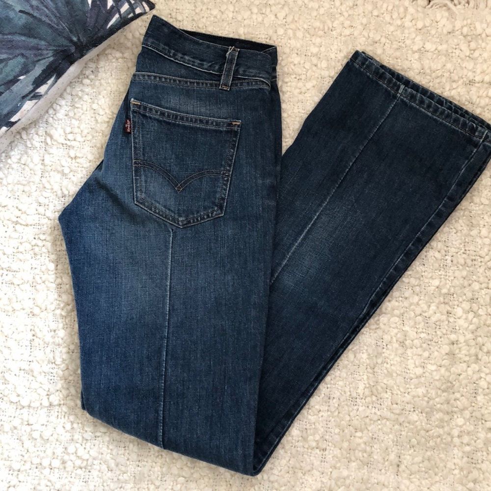 Levi jeans